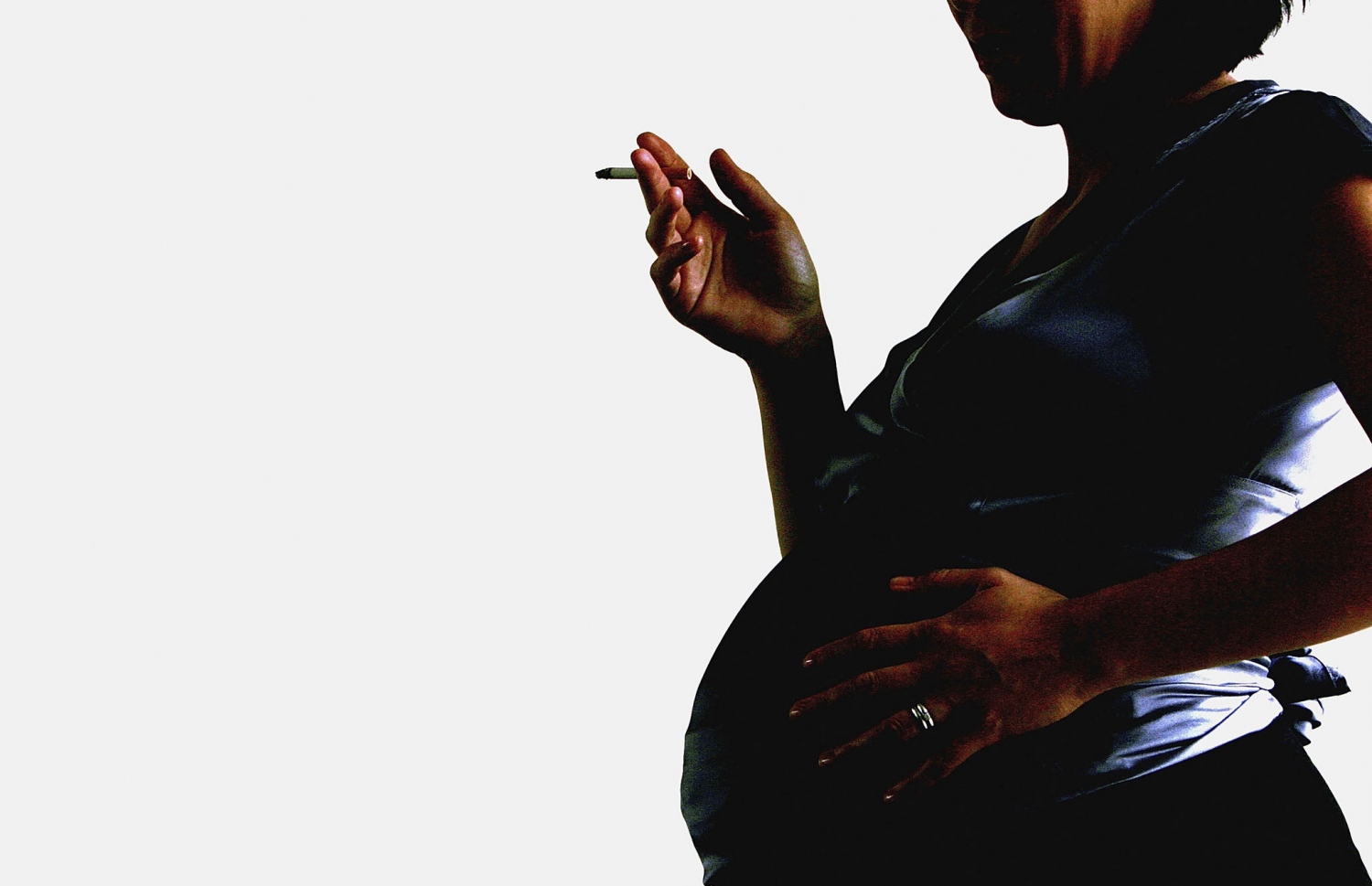 ބަނޑުގައިވާ ތުއްތު ދަރިފުޅަށް ވެސް ދުންފަތުގެ އުދަނގުލާއި ތުރާ ފޯރަފާނެ. އެގޮތުން މާބަނޑު ދުވަސްވަރު ދުންފަތުގެ އިސްތިއުމާލު ކުރުމުގެ ސަބަބުން ދަރިފުޅުގެ ބަރުދަން ލުއިވޭ.