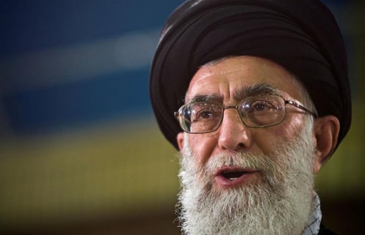 އައިއެސް އަކީ އެމެރިކާ އުފެއްދި ބައެއް: ޚާމަނާއީ