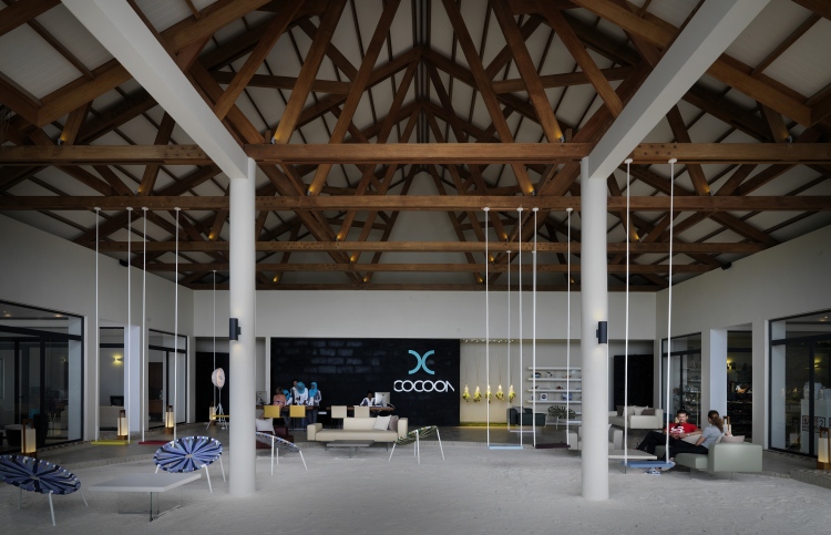 ކޮކޫން އާއި ޔޫ އެންޑް މީ ޖުލައި 15ގައި ހުޅުވަނީ