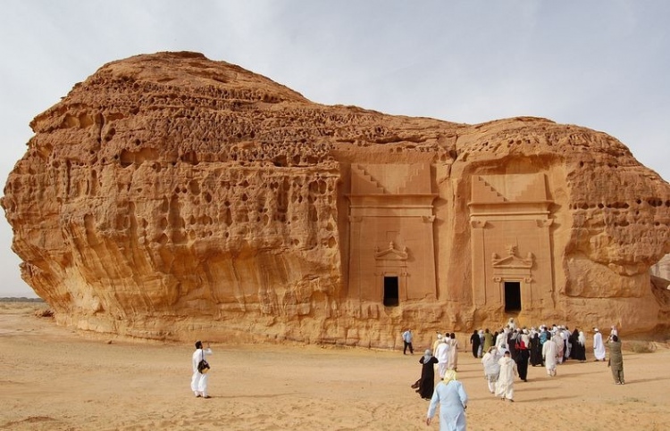 އިހުގެ އުންމަތްތައް: ޘަމޫދުބާގައި މީހުން ނެތިކުރެއްވުން