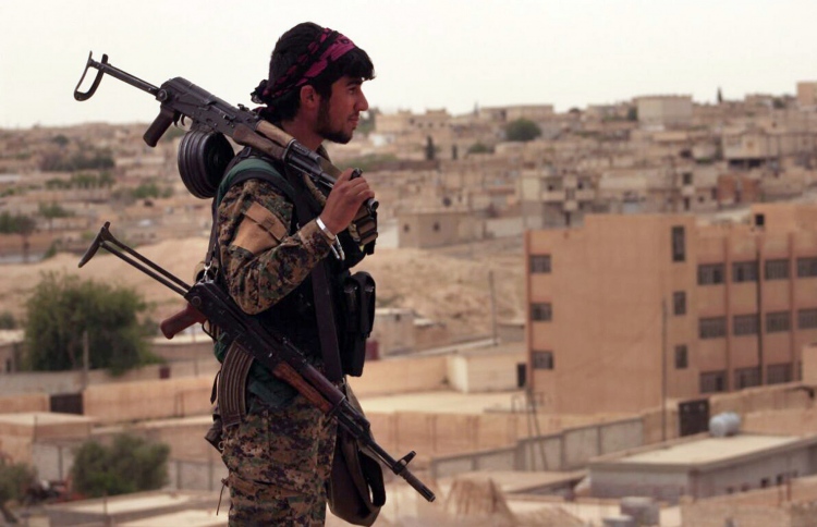 އެމެރިކާ އިން ހަމަލާ ދީ ސީރިޔާގެ ބޯޓެއް ވައްޓާލައިފި