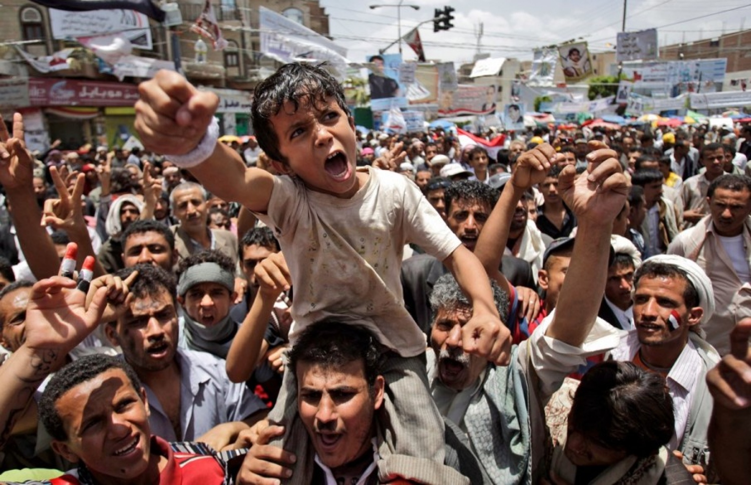 މިސްރުގެ ކުރީގެ ރައީސް ހުސްނީ މުބާރަކްގެ ވެރިކަމާ ދެކޮޅަށް އާންމު ރައްޔިތުން ކުރި މުޒާހަރާތަކުގެ ތެރެއިން.