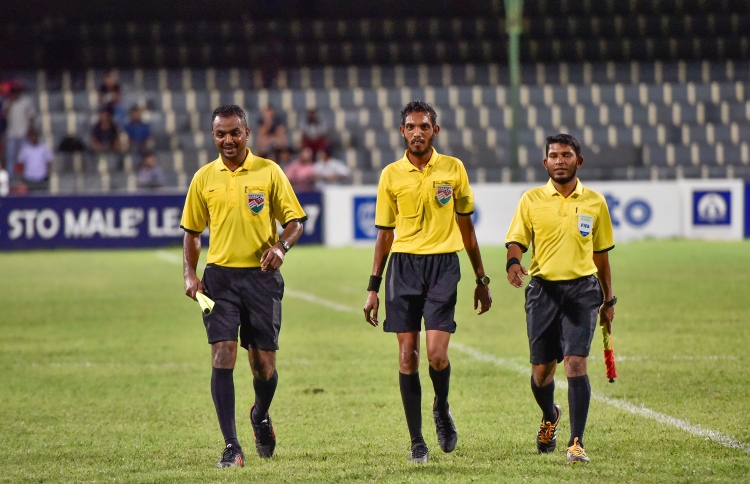 ރެފްރީން ކުރިއަރުވަން އަންނަ މަހު މަސައްކަތް ފަށަނީ