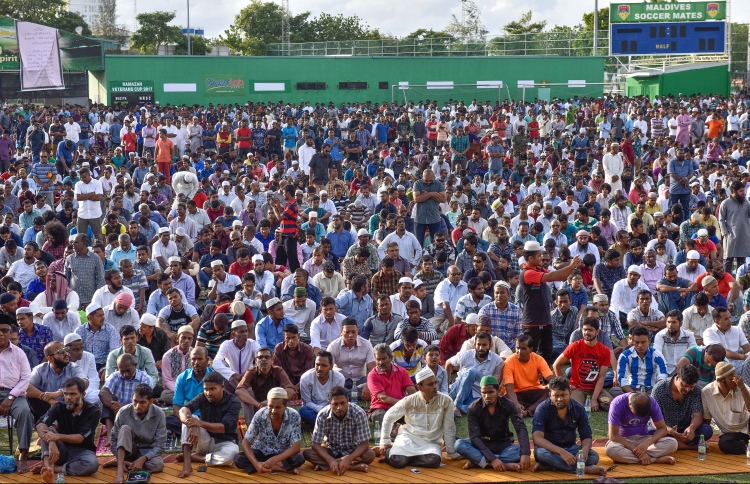 ހަގީގަތާ އެއްގޮތަށް އިންސާފުން ނޫނީ ބަސް ނުބުނާތި!