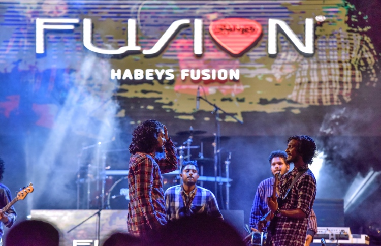 އުރީދޫ އީދު ޝޯ ޝެއާކޮށްގެން ބޮޑެތި އިނާމުތަކެއް