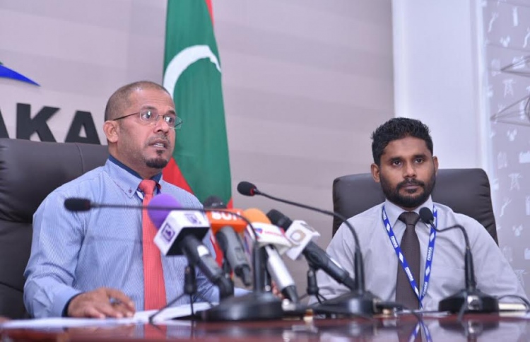 ފެނަކަ އިން ފިއުލް ސާޗާޖު އުނިކޮށްފި