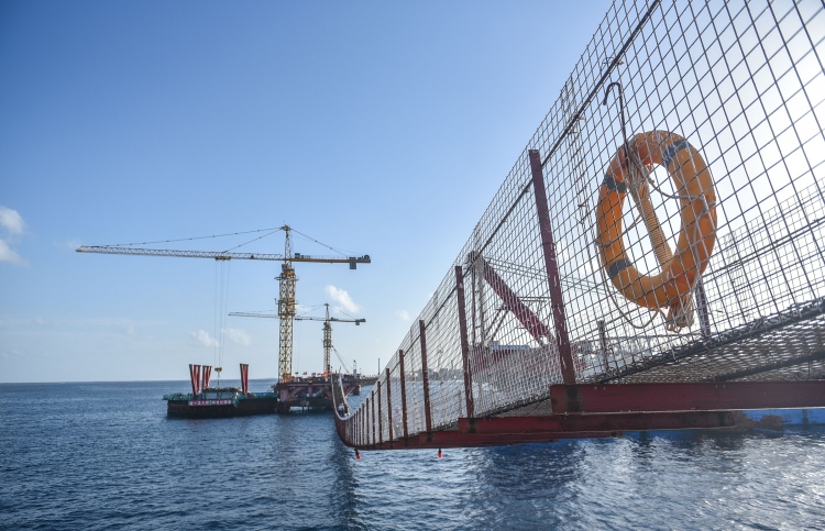 ބްރިޖުގެ ޑެކުގެ މަސައްކަތް ފަށަނީ