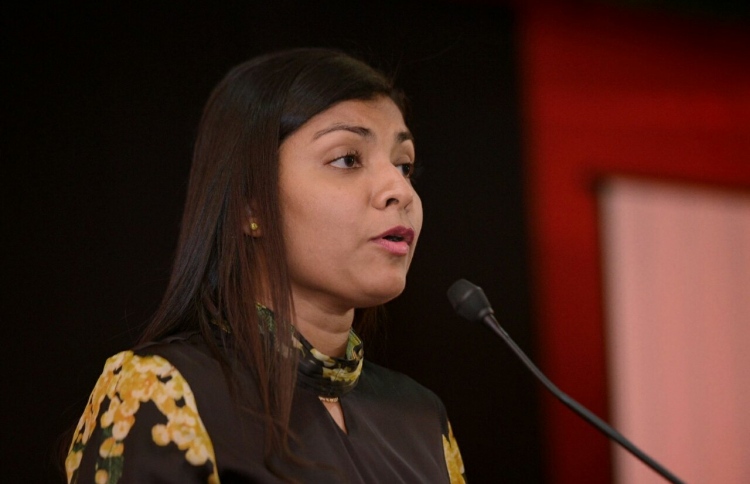 ސަރުކާރުން ދެނީ ނުފެންނަ ގެއްލުންތަކެއް: ރޮޒެއިނާ