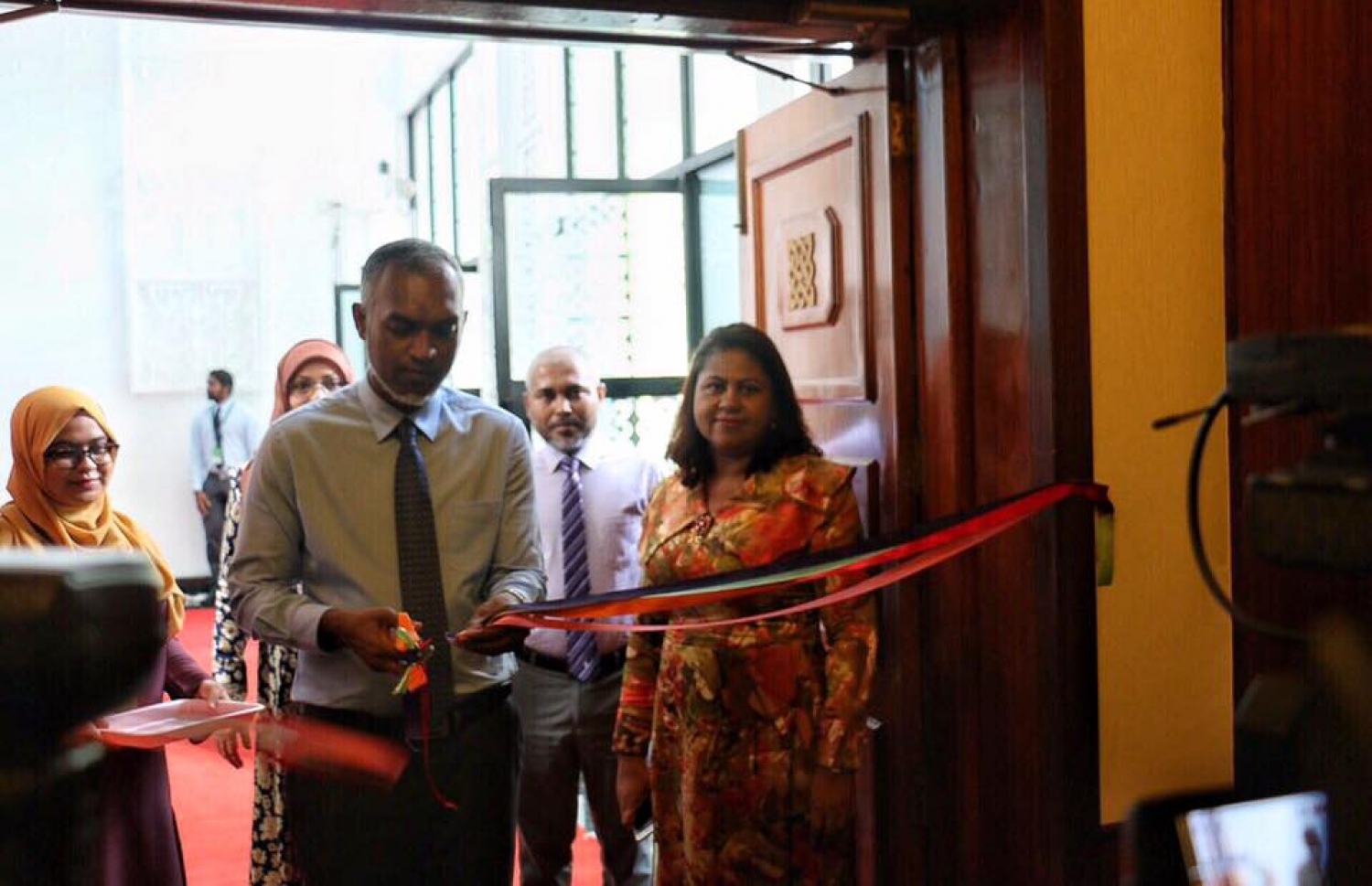 ހައުސިން މަޝްރޫއުތަކަށް ބޭނުންވާ މާލީ ފުރުސަތުތަކާ ބެހޭ ގޮތުން މައުލޫމާތު ދޭން ފެށި ފައިނޭންޝަލް އެކްސްޕޯ ހައުސިން މިނިސްޓަރު މުއިއްޒު މިއަދު ހުޅުވައިދެއްވަނީ -ފޮޓޯ: އެމްއެމްއޭ