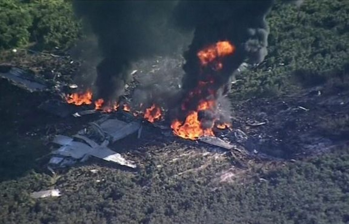 އެމެރިކާގެ އަސްކަރީ މަތިންދާ ބޯޓެއް ވެއްޓި 16 މަރު