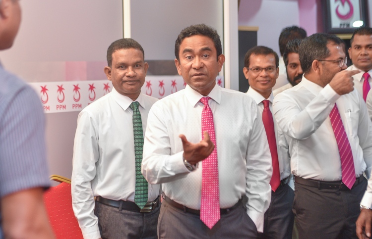 ރައީސްގެ ހުރިހާ އުންމީދަކީ ސުޕްރީމް ކޯޓު: މެމްބަރުން