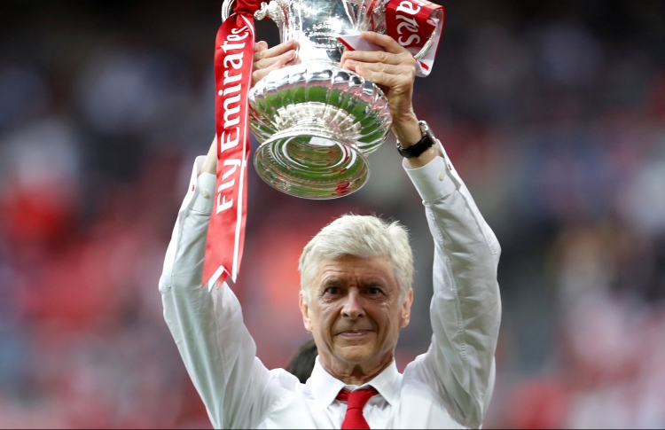 އާސެނަލްގެ ހާލަތާ މެދު ވެންގާ ހިތާމަކުރަނީ