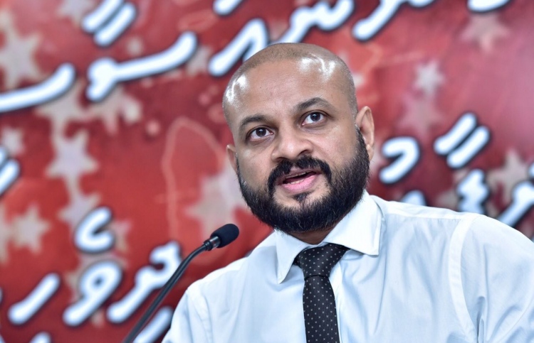 ފާރިސް ވަރުގަދަ، ބިރެއް ނުގަންނާނެ: ނަޝީދު