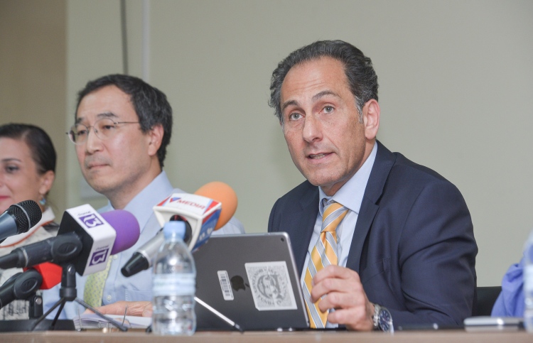 "އިގްތިސާދީ ކުރިއެރުން ވަނީ ނާޒުކް ފައްތަރެއްގައި"