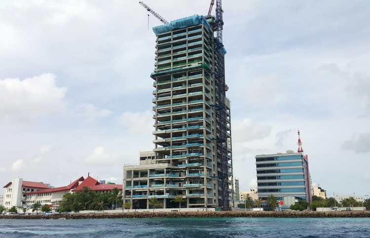 މެޑިކަލް ކޮލެޖަށް ދަރުމަވަންތަ ހޮސްޕިޓަލުން ދެ ފްލޯ