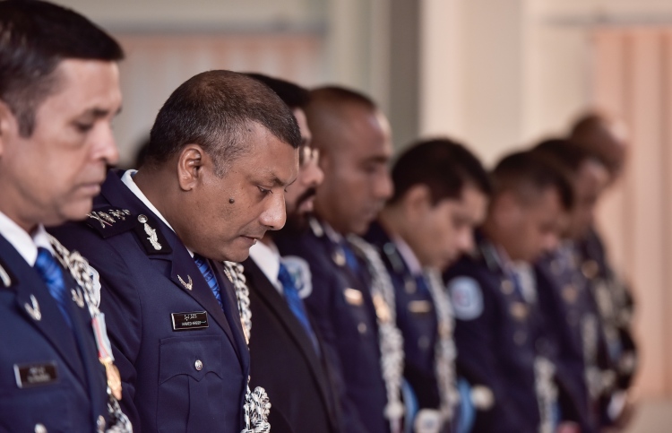 "ފުލުހުންނަށް އަމާޒުކޮށް ނުރައްކާތެރި ކަންކަން ހިންގާ"