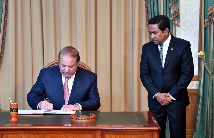 ޕާކިސްތާނާ އެކު ހަ އެއްބަސްވުމެއްގައި ސޮއިކޮށްފި