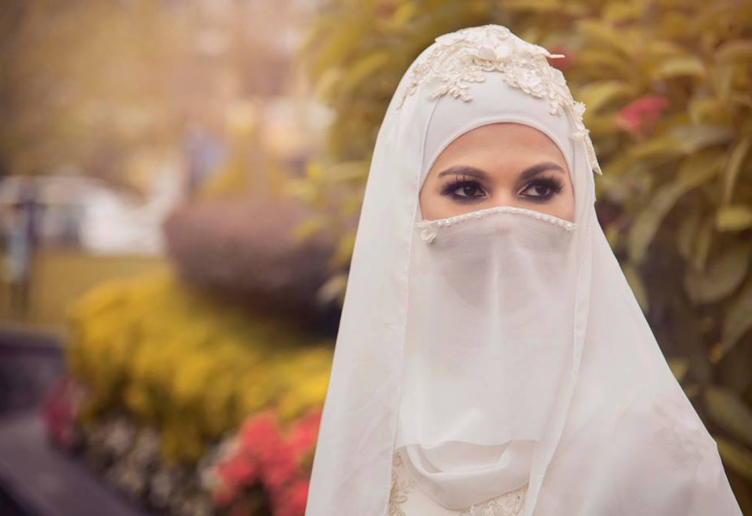 ޝަޒް ފޮޓޯ ޝޫޓިންގައި -- ފޮޓޯ: ވިންކް އަ ޕިކް