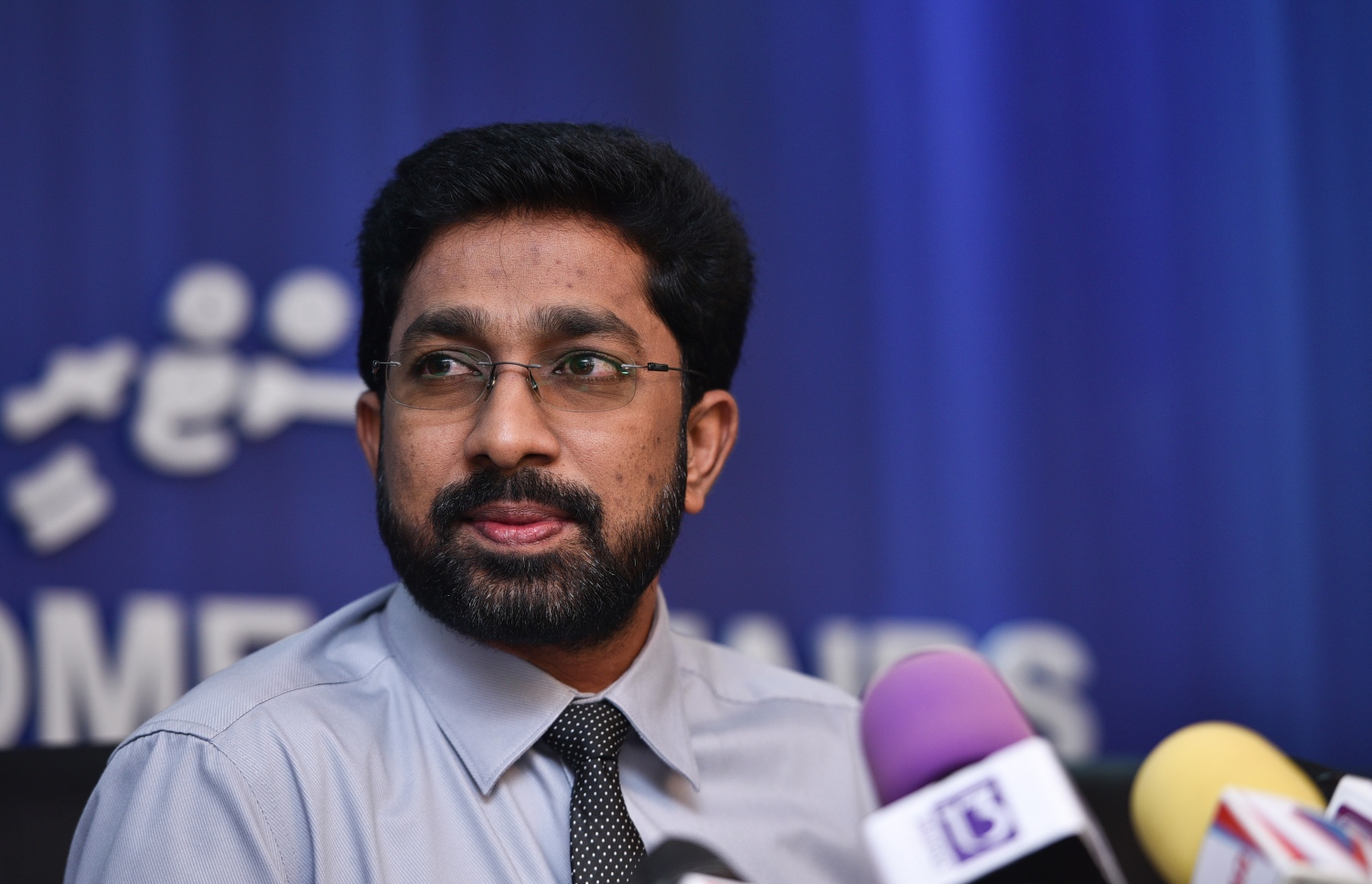 ހޯމް މިނިސްޓަރު އަޒްލީން: އެމްޑީޕީގެ ރިޔާސީ ޕްރައިމަރީއަކީ ބޮޑު ޖަރީމާއެއް ކަމަށް ވިދާޅުވި. -- މިހާރު ފޮޓޯ