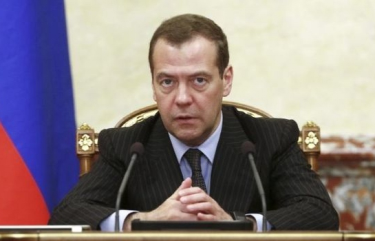 "ރަޝިޔާއާ ދެކޮޅަށް ވަނީ ވިޔަފާރީގެ ހަނގުރާމަ އިއުލާންްފައި"