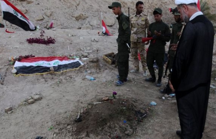 އައިއެސްގެ ގަތުލްއާއްމުގައި ބައިވެރިވި 27 މީހަކަށް މަރު