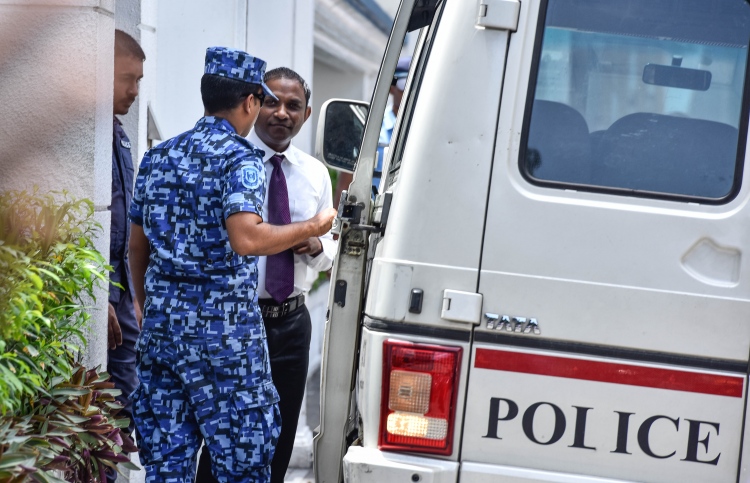 ސައުދު ކޯޓުގެ ބެންޗަށް: ބޭނުމީ އަދުލުވެރި ހުކުމެއް!