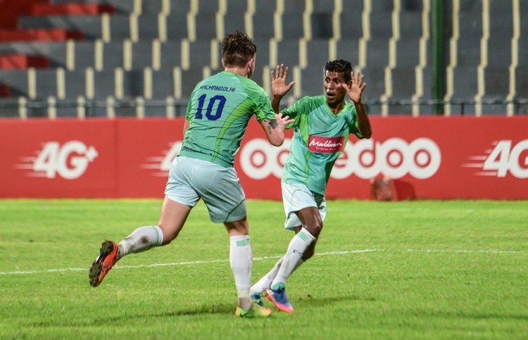 ތިނަދޫ އަތުން ގްރީން ސްޓްރީޓްސް އަށް ހަނި މޮޅެއް