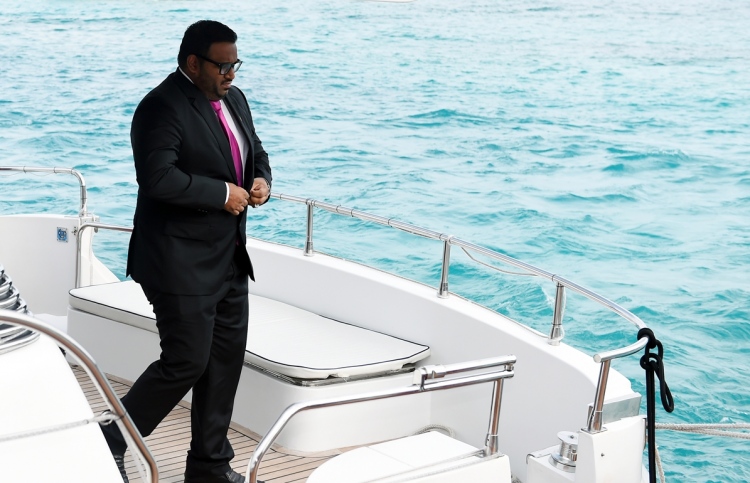 އަދީބުގެ އަނބިކަނބަލުން އެޗްއާރުސީއެމަށް