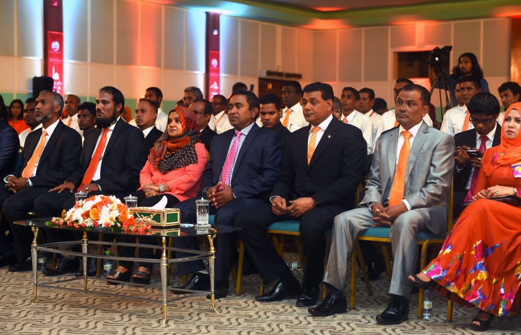 ޖަމީލް ސިޔާމަށް: ފެތެމުންދާ އޮޑިން އަވަހަށް ސަލާމަތްވޭ