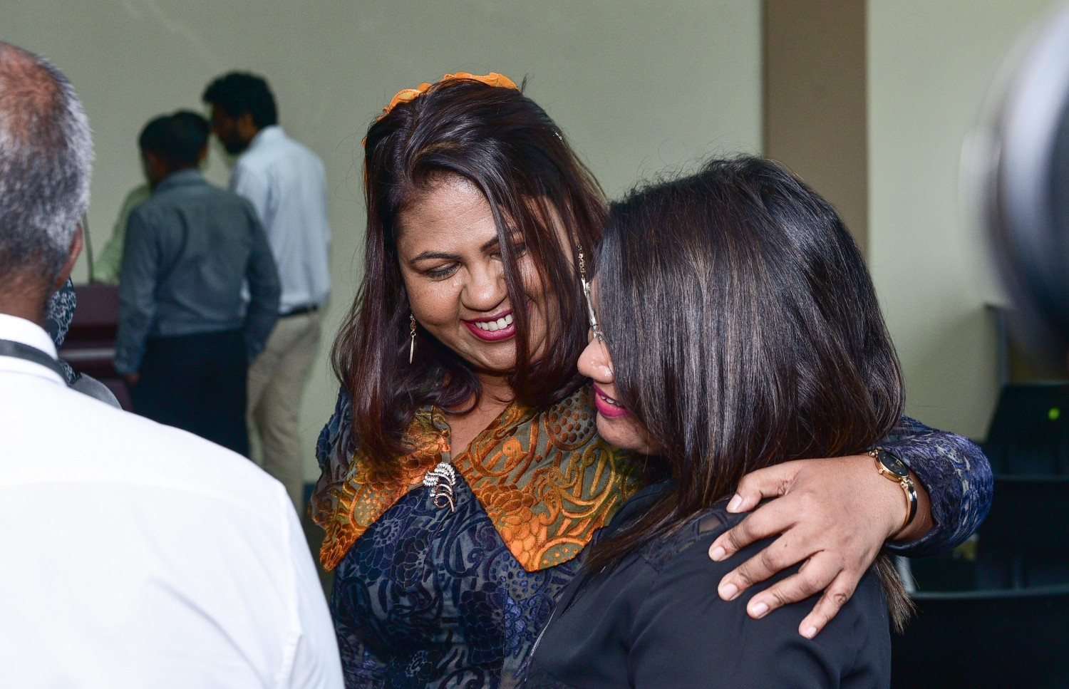 ކުރީގެ ގަވަރުނަރު އަޒީމާ އެމްއެމްއޭގެ ރަސްމިއްޔާތެއްގައި. ފައިލް ފޮޓޯ: ހުސައިން ވަހީދު/ މިހާރު