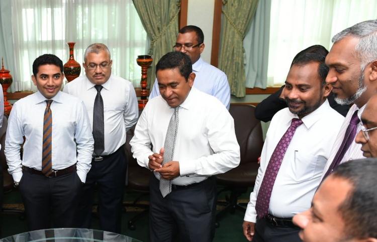 ސަރުކާރުގެ ޚަަރަދު ފޫބައްދަން ބިން ވިއްކުން ގޯސް:އަމީން