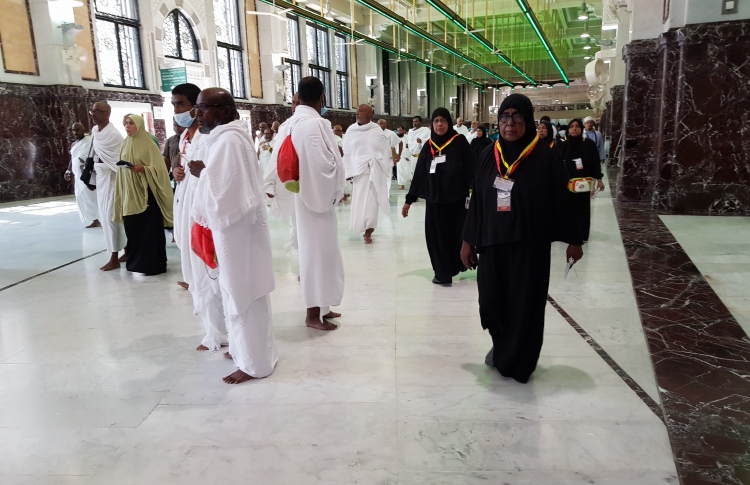 މައްކާގައި ހާލުގައި ޖެހުނު ދިވެހިންގެ މައްސަލަ ބަލަނީ