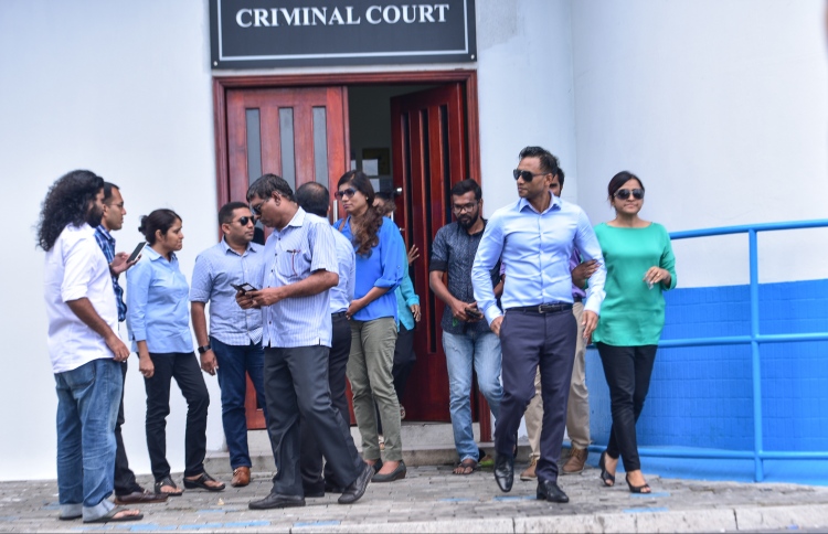 ފާރިސްގެ ޝަރީއަތަށް ދުންޔާ ވަޑައިގެންފި