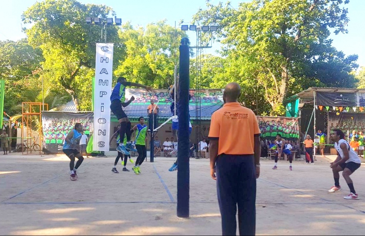 ބަނޑޮހާއި ސޮނޭވާ އަށް އުނދަގޫ މޮޅެއް