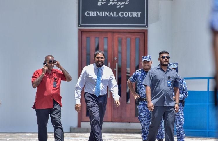 ޖަނަވާރުން ވެސް ގެންގުޅުނު މީހާ ދަނޭ: ގާސިމް