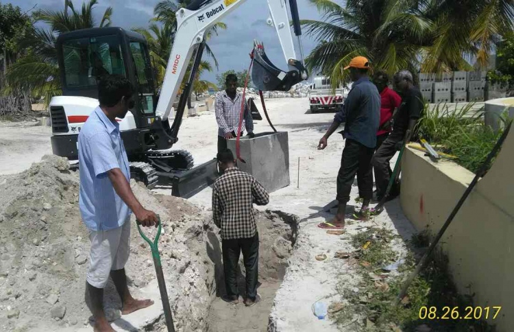 ހަނިމާދޫގެ މަގުތައް ހަދަން ފަށައިފި