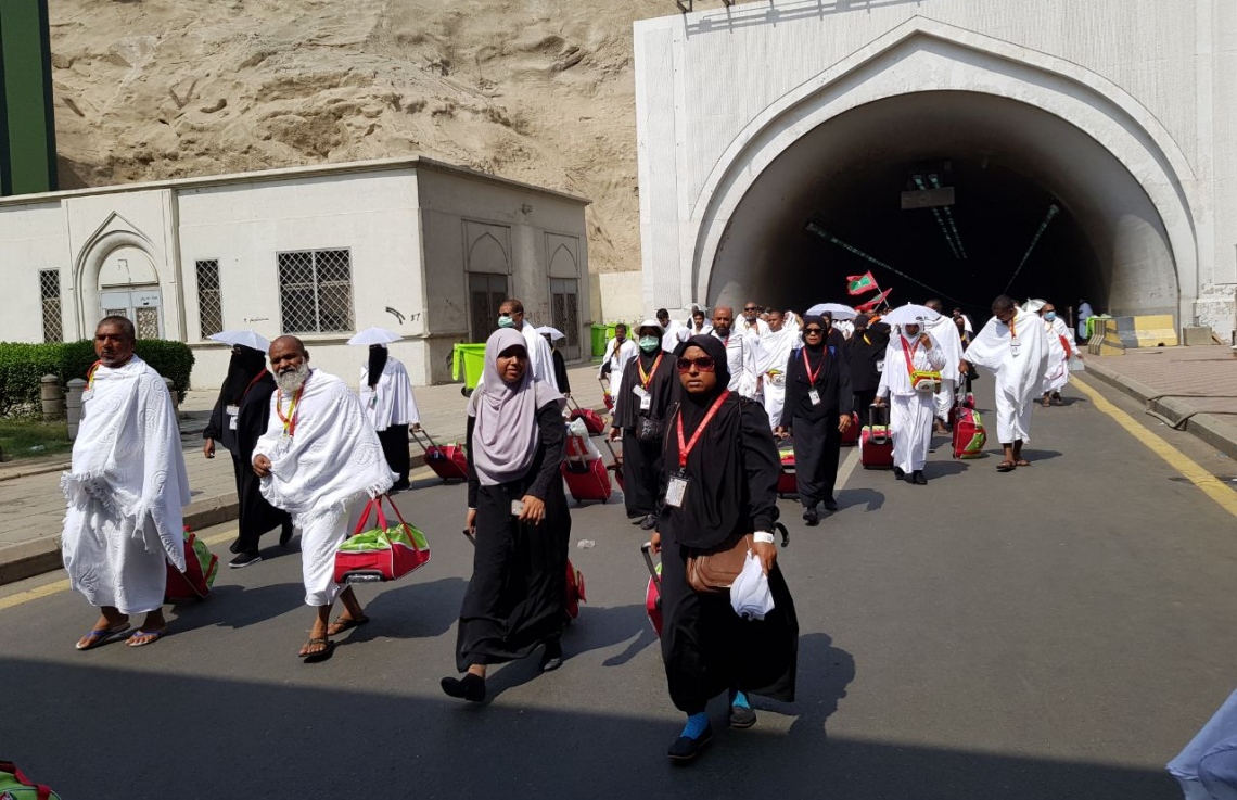 މިނާ: އޮގަސްޓް 30، 2017: ދިވެހި ހައްޖުވެރިން މިނާއަށް ދަނީ.--ފޮޓޯ: އަހުމަދު އަބްދުﷲ ސައީދު /މިހާރު