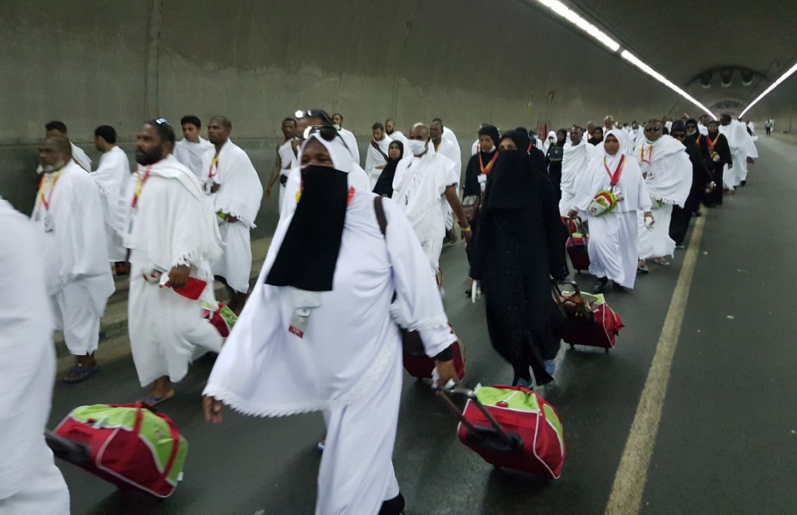 މިނާ: އޮގަސްޓް 30، 2017: ދިވެހި ހައްޖުވެރިން މިނާއަށް ދަނީ.--ފޮޓޯ: އަހުމަދު އަބްދުﷲ ސައީދު /މިހާރު