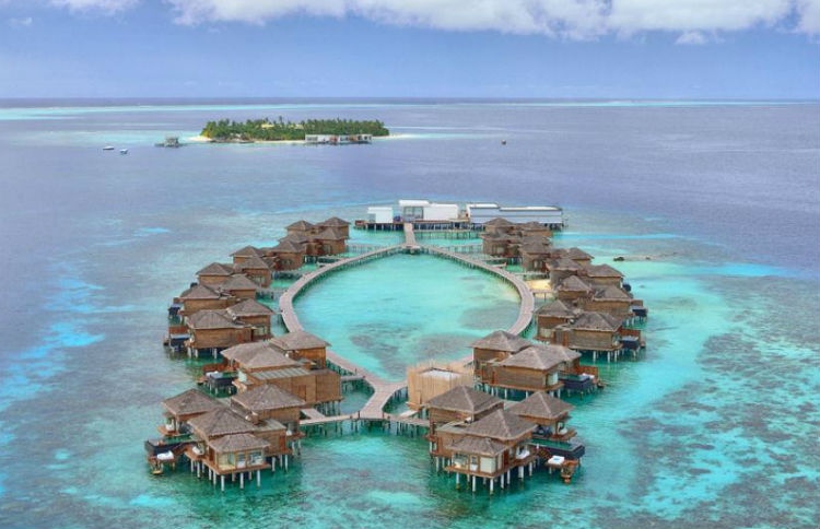 ރެފްލްސްއަށް މެރަދޫ ރީ ބްރޭންޑްކޮށް އަލުން ހުޅުވަނީ