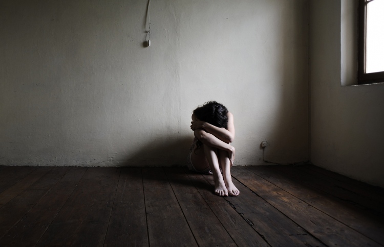 މައިންބަފައިންދެކެ ރުޅިން ކޮޓަރިން ނުނިކުމެ ތިން އަހަރު