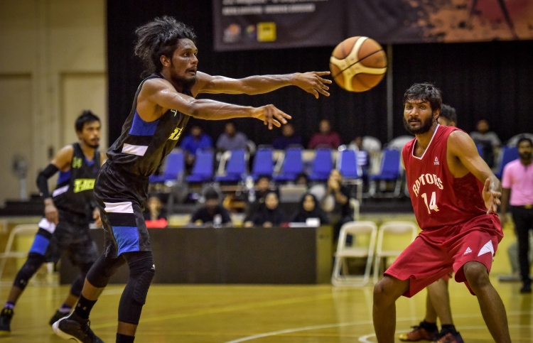 ޓީރެކްސް އާއި ކިންގްސް ފައިނަލަށް