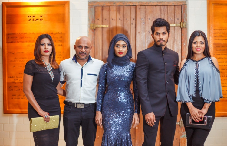 "ހައްދު"ގެ ޓީމާ އެކު އައްޑޫގައި ފިލްމު ނެރެފި