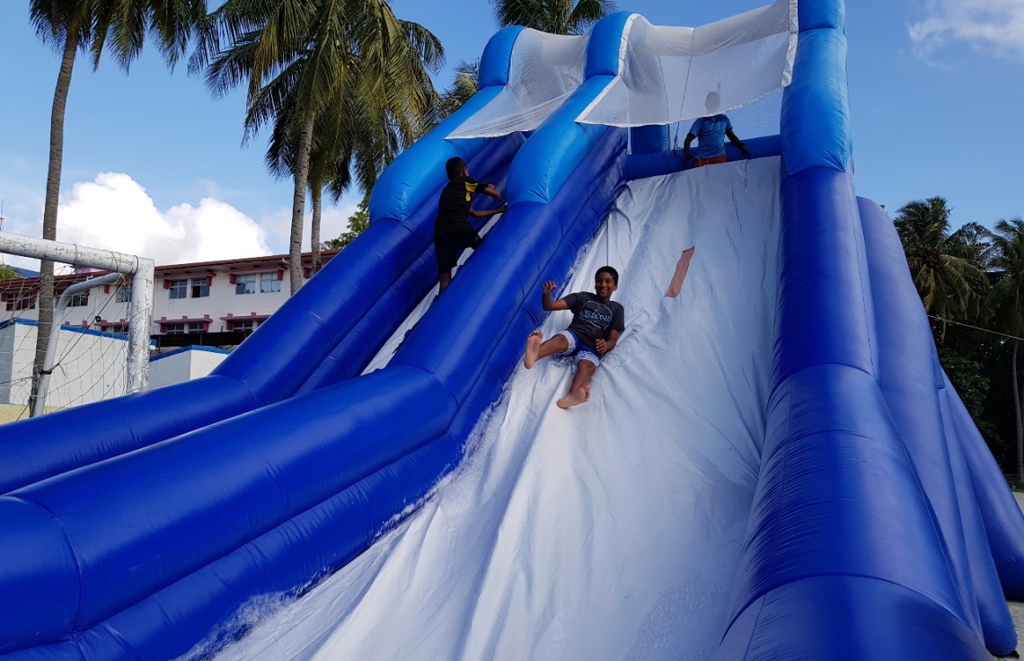 ވިލިމާލެ: ސެޕްޓެމްބަރު 9، 2017- ޕީސް ފައުންޑޭޝަނުން އިންތިޒާމުކޮށްގެން ވިލިމާލޭ ބޯޅަދަނޑުގައި ބޭއްވި "ޕެބްްލްސް" އާއިލީ ހަވީރުގެ ތެރެއިން.--- ފޮޓޯ: އަހުމަދު އަބްދުﷲ ސައީދު/ މިހާރު