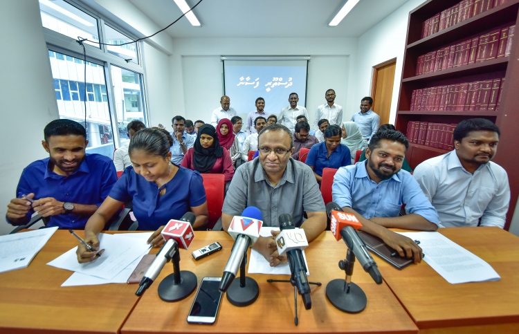 54 ވަކީލުންގެ ހައްގުގައި އިތުރު ވަކީލުންތަކެއް