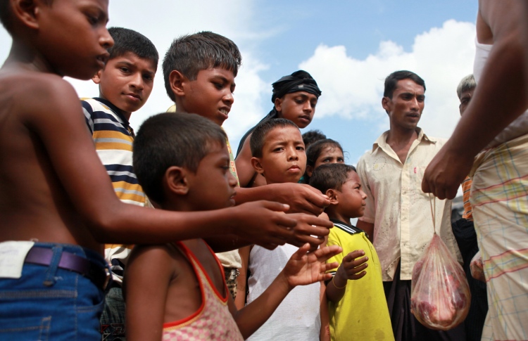 ރޮހިންޖާ ފަންޑަށް ހަތަރު މިލިޔަނަށް ވުރެ ގިނަ ރުފިޔާ!