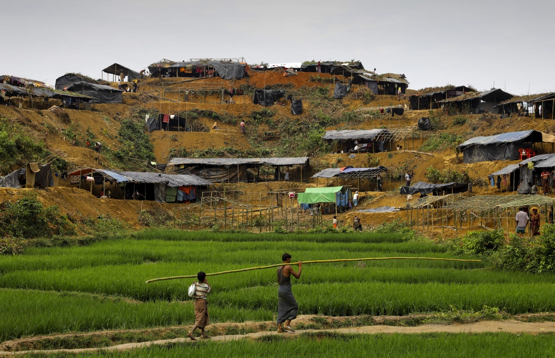 ބަންގްލަދޭޝްގައި ރޮހިންޖާ މުސްލިމުން އުޅޭ ފޭލިގެތައް. --ފޮޓޯ:އޭއެފްޕީ