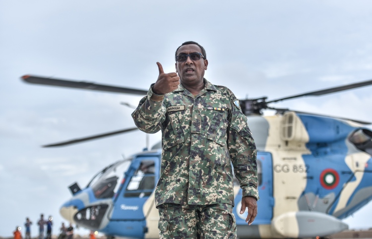 ދެ ހެލިކޮޕްޓަރަށް ސަރުކާރުގެ ކޮންޓްރޯލް އެބައޮތް:ޝާހިދު