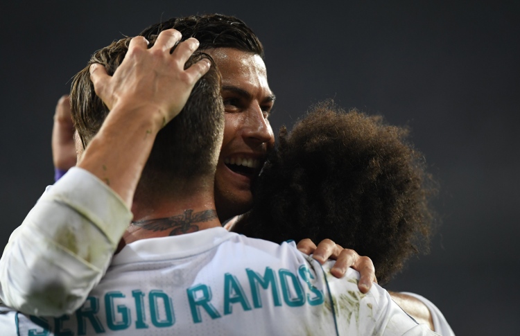 ރޮނާލްޑޯގެ ދެ ލަނޑުން މެޑްރިޑަށް ކާމިޔާބު ފެށުމެއް