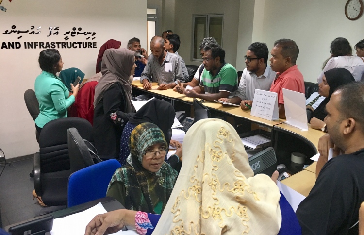 ފްލެޓް ދިން ގޮތް ބަލަން އޭސީސީން ހައުސިން އަށް