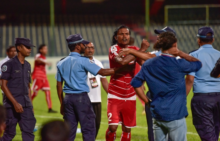 މެޗު ފުރިހަމަނުކޮށް ކުޑަހުވަދޫން ދަނޑުން ފައިބައިފި